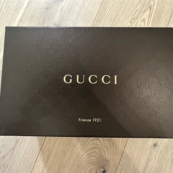 Blue and gold gucci heels (comes in original box) - Picture 7 of 7